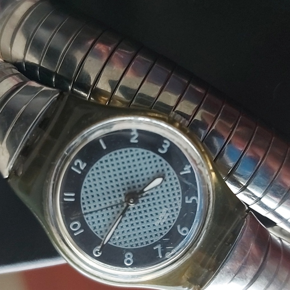 Swatch bracelet watch - Picture 3 of 8